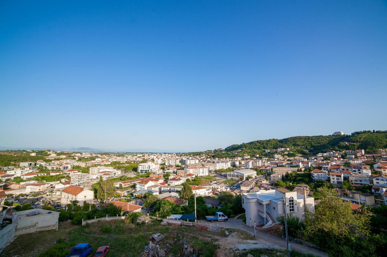 Apartments Rex Ulcinj Esterno foto